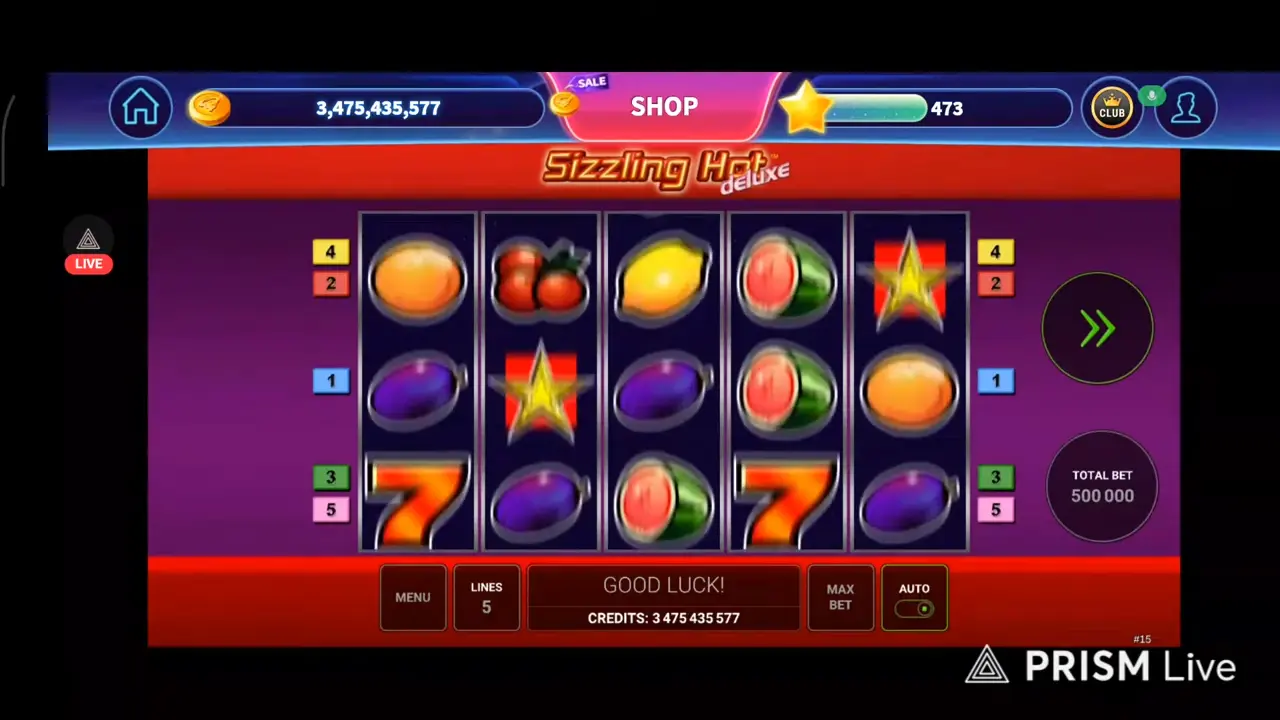 Sizzling Hot Deluxe - Vista de símbolos clásicos Pantalla de Sizzling Hot Deluxe mostrando símbolos de frutas clásicas y sietes rojos